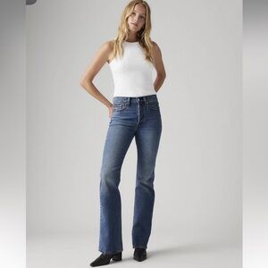 Levi’s Wedgie Boot Jeans 👖